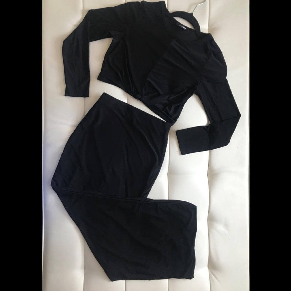 Two piece mini stylish for spring season